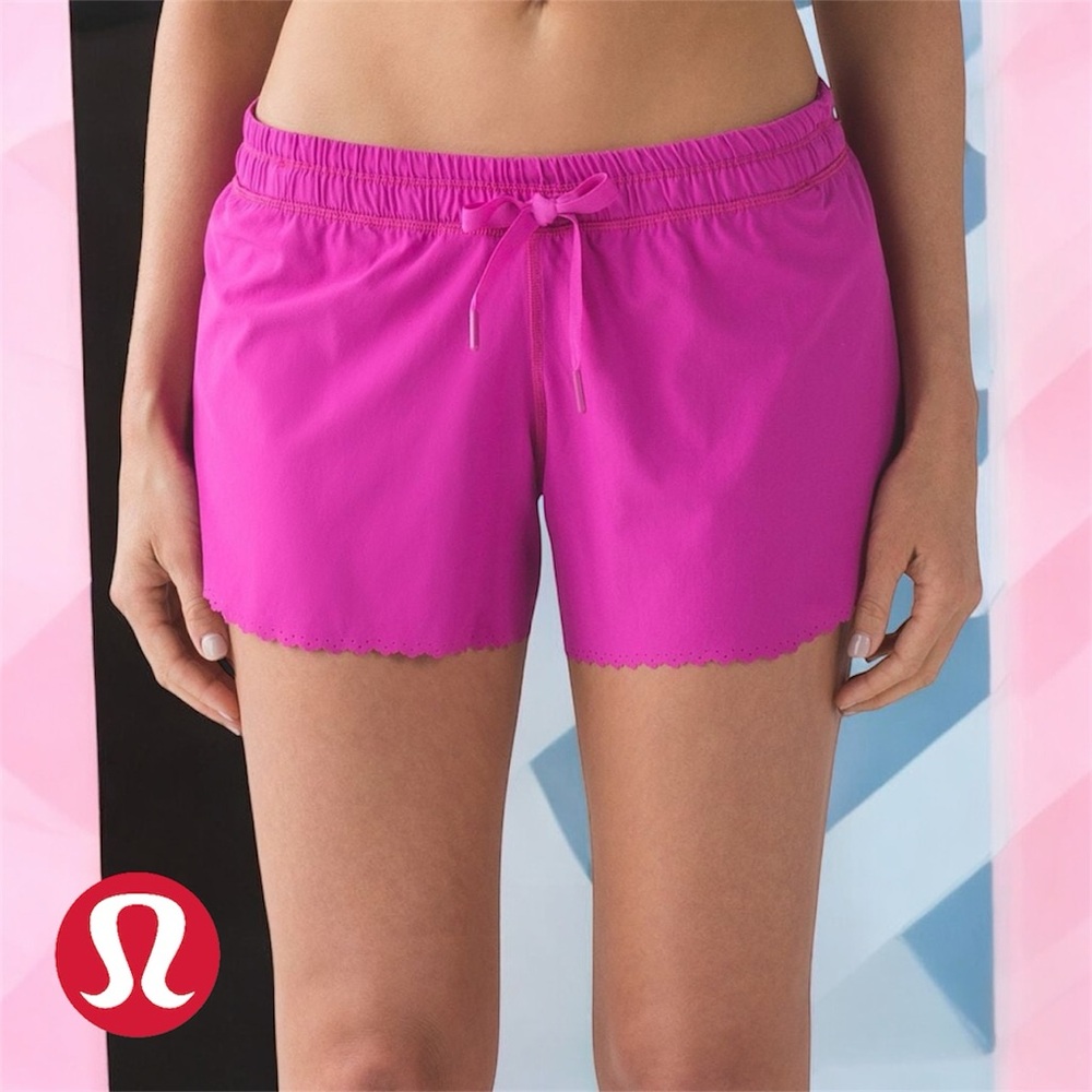 Lululemon Hit It Short (3 1/2") Size 12